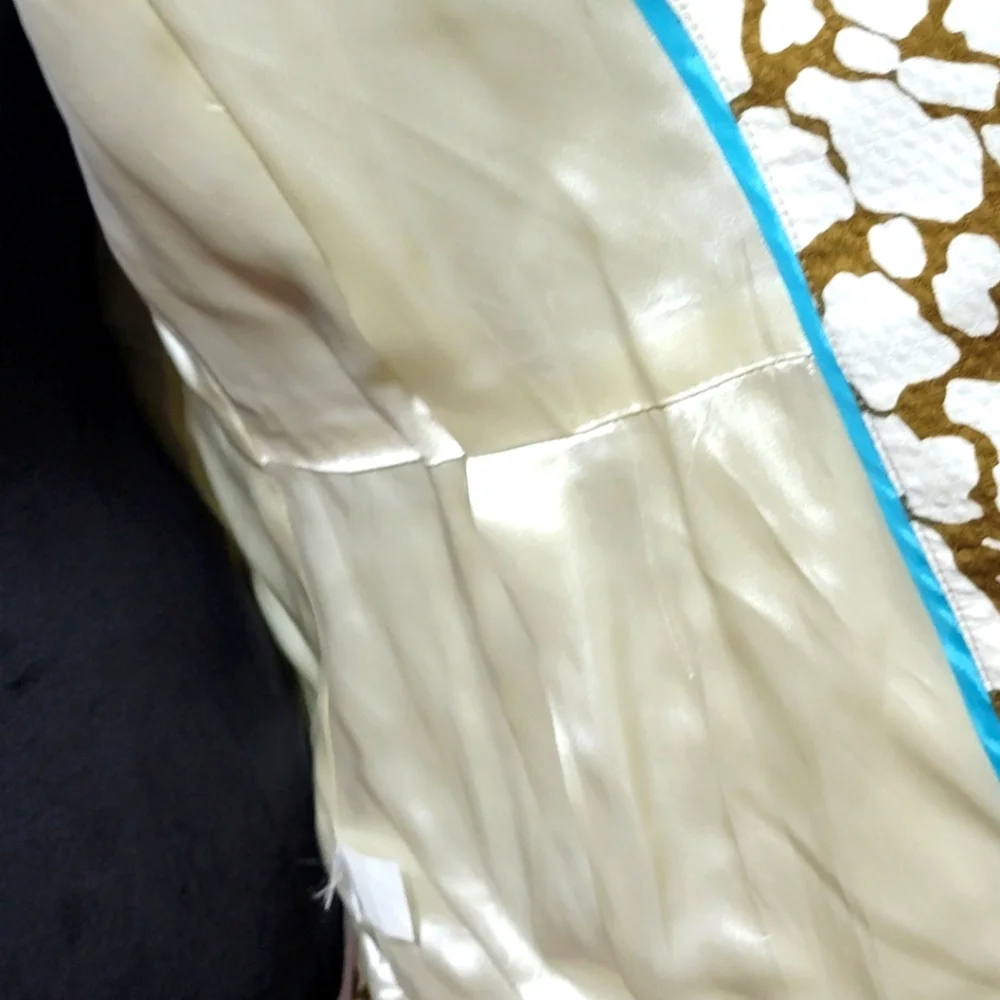 J. Crew Stylish Cream and Brown Women's Tailored Fit‎ Jacket SIZE 6. #744